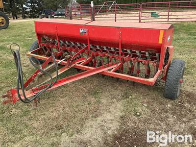 Massey Ferguson 33 10’ Graindrill