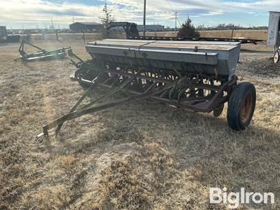 Minneapolis-Moline P3-7 Grain Drill