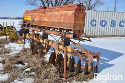 Sunflower 9210 Seeder w/ Levee Disk