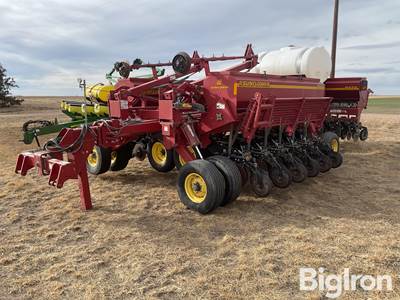 Sunflower 9433-30 No-Till Drill