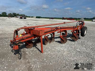Case 500 4 Bottom-18" Plow