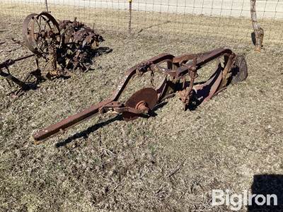 Case IH 2-Bottom Plow