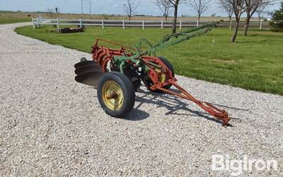 Case IH 3x14" Pull Type Plow