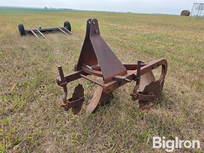 Dearborn 10-161 2 Bottom Plow
