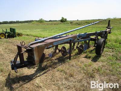 Ford 142 4 x 16" Semi Mounted Plow