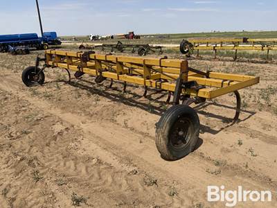 Hamby 804 3-Pt Sweep Plow