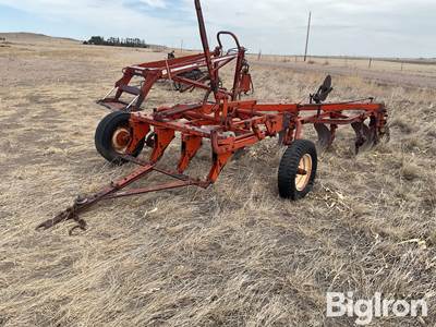 J I Case 5-16 Pull Type Mold Board Plow