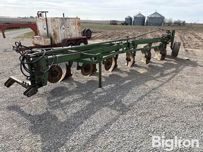 John Deere 450 Plow