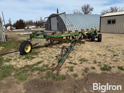 John Deere A3600 7 Bottom Plow