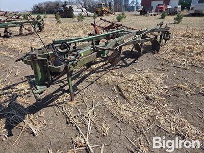 John Deere 5-Bottom Plow