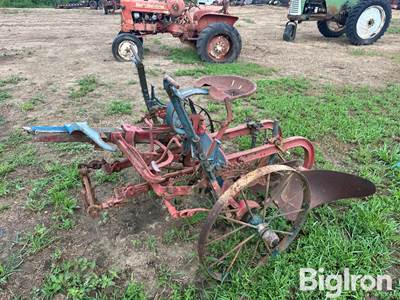Oliver 2-Way Antique Plow