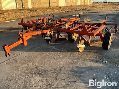 Richardson AdFlex AE-4-15-1 Stubble Mulch Plow