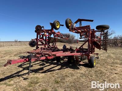 Sunflower 3371-33 7x5 Blade Plow