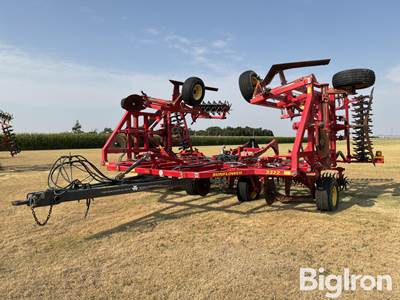 2017 Sunflower 3372 7x6 Sweep Plow