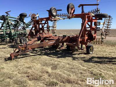 Sunflower 3670-35 7x5 Blade Sweep Plow
