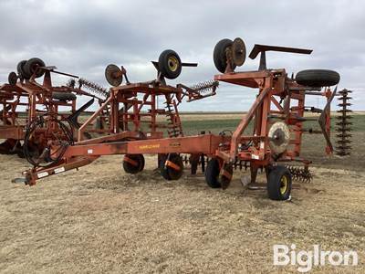 1997 Sunflower 3671-35 7x5 Blade Plow
