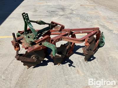 3-Pt 3-Bottom Plow