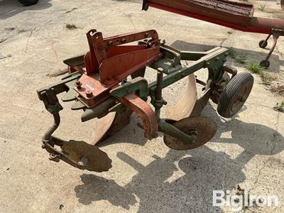 2 Bottom 3-Pt Plow