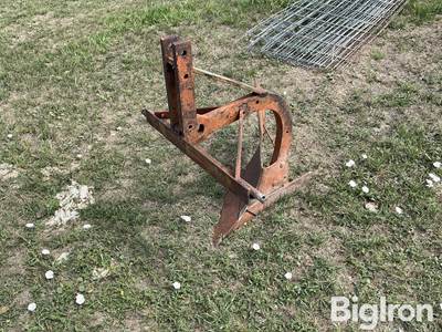 Custom Built 3-Pt 1 Bottom Plow