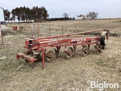 White 508 5-Bottom Plow