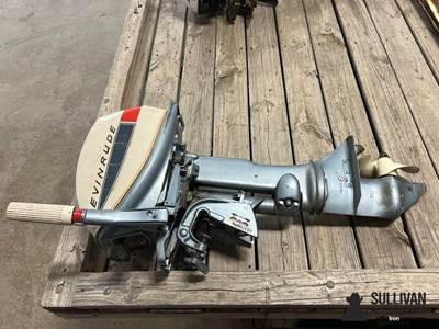 Evinrude Outboard Motor