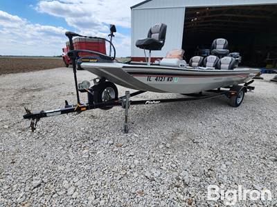 2007 Fisher 1700 Bass Boat w/ Trailer