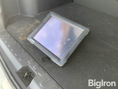 Trimble AgGPS FmX GPS Guidance And AutoSteer System