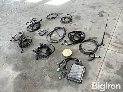 Trimble AgGPS NavController II GPS Auto Steer System