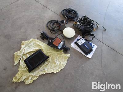 Trimble EZ Guide 500 Guidance System w/Antennae