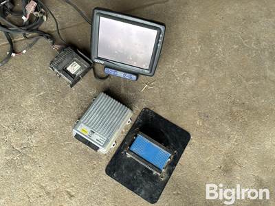 Trimble FM1000 GPS Equipment