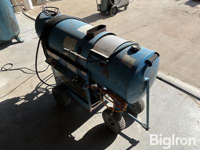 Delco Versa 4200 Cold/Warm Pressure Washer