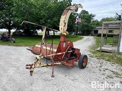 Gehl 72 Forage Harvester