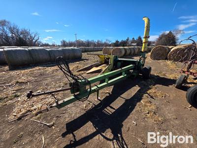 John Deere 3960 Forage Harvester