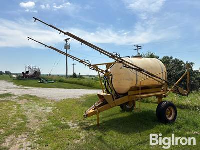 Ag-Chem 502 Sprayer