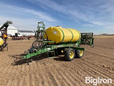 Broyhill 9690 Pull-Type Sprayer