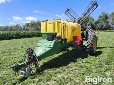 Demco Conquest 1,200 Gal 60' Pull-Type Sprayer