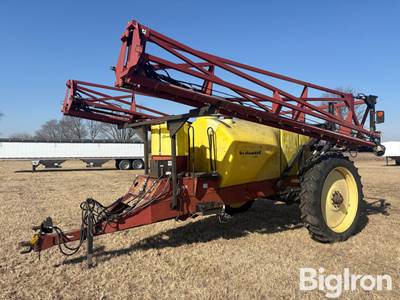 Demco Conquest 80' Pull-Type Sprayer