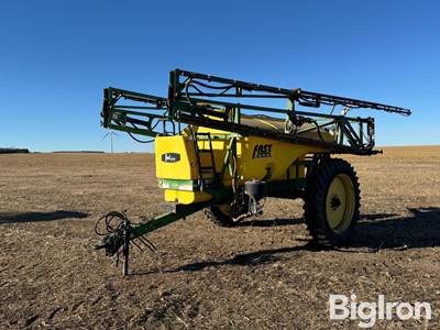 Fast 1850 90' Pull-Type Sprayer