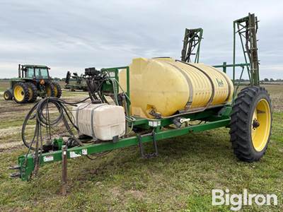 Fast 1,000 Gallon Sprayer