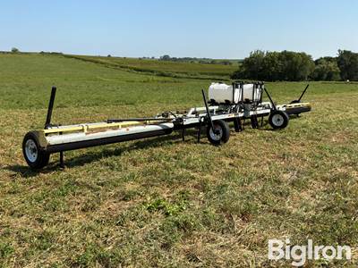 GrassWorks Weed Wiper