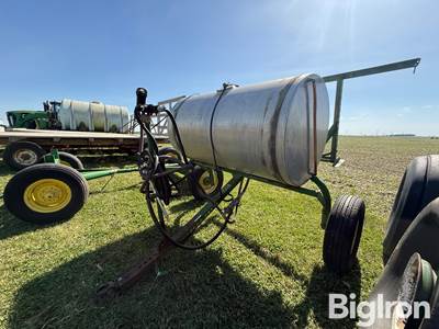 John Deere 29A Pull Type Spot Sprayer