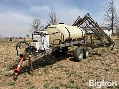 Kuker 500-Gal 45' Pull-Type Sprayer