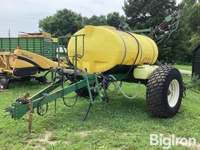 Sprayer Specialties Pull-Type Sprayer