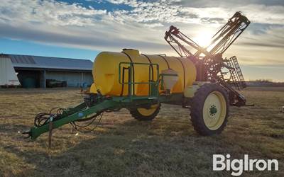 Schaben Pull-Type Sprayer
