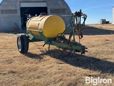 200-Gallon Pull-Type Sprayer