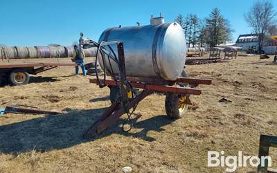 Pull-Type Sprayer