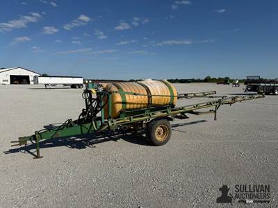 Pull-Type Sprayer