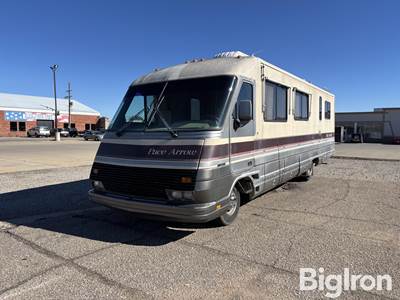 1989 Fleetwood Pace Arrow Motor Home