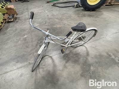 John Deere 5 Speed Touring Collector Bicycle
