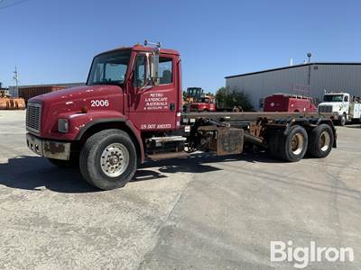 2000 Freightliner FL80 T/A Rollback Truck